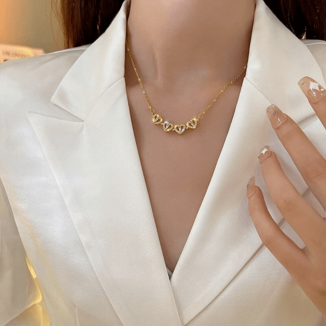 18K Gold Clover Flower Necklace