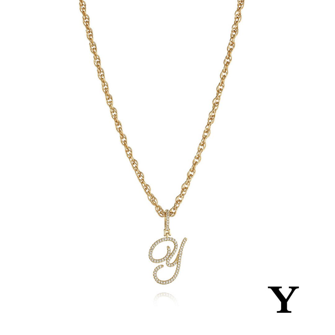 18k Gold Clavicle Chain With Zircon Letter Pendant